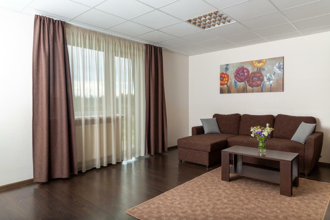 Motovilla Toila Extérieur photo